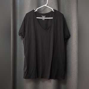 Love & Legend black t-shirt